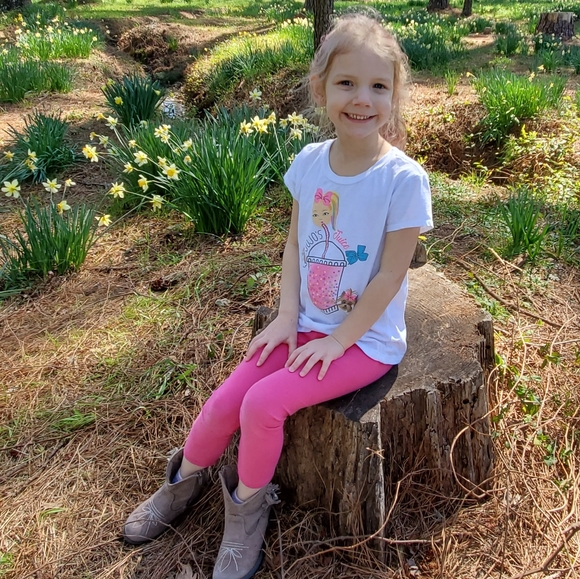 Meet your Posher, Sammie - Picture 5 of 8